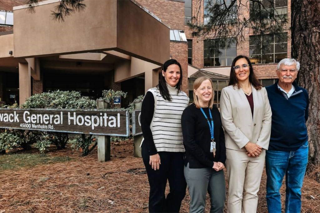 volunteers standing in front of chilliwack general hospital